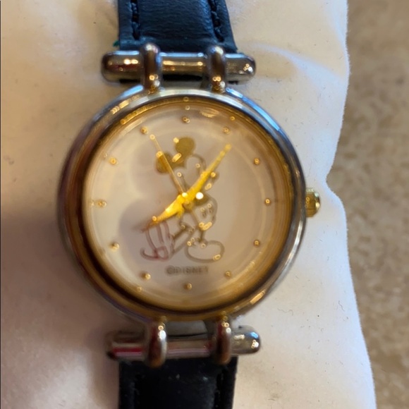 Mickey Mouse Disney Watch main image 5